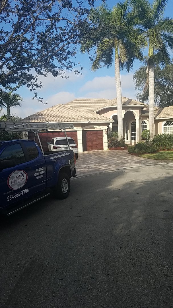 Parkland, FL - Tile roof leak repair estimate by Earl Johnston Roofing Company Parkland, FL - Tile roof leak repair estimate by Earl Johnston Roofing Company