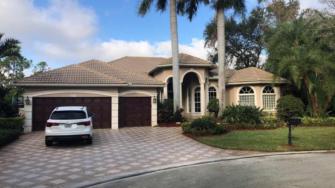 Parkland, FL - Tile roof leak repair estimate by Earl Johnston Roofing Company Parkland, FL - Tile roof leak repair estimate by Earl Johnston Roofing Company