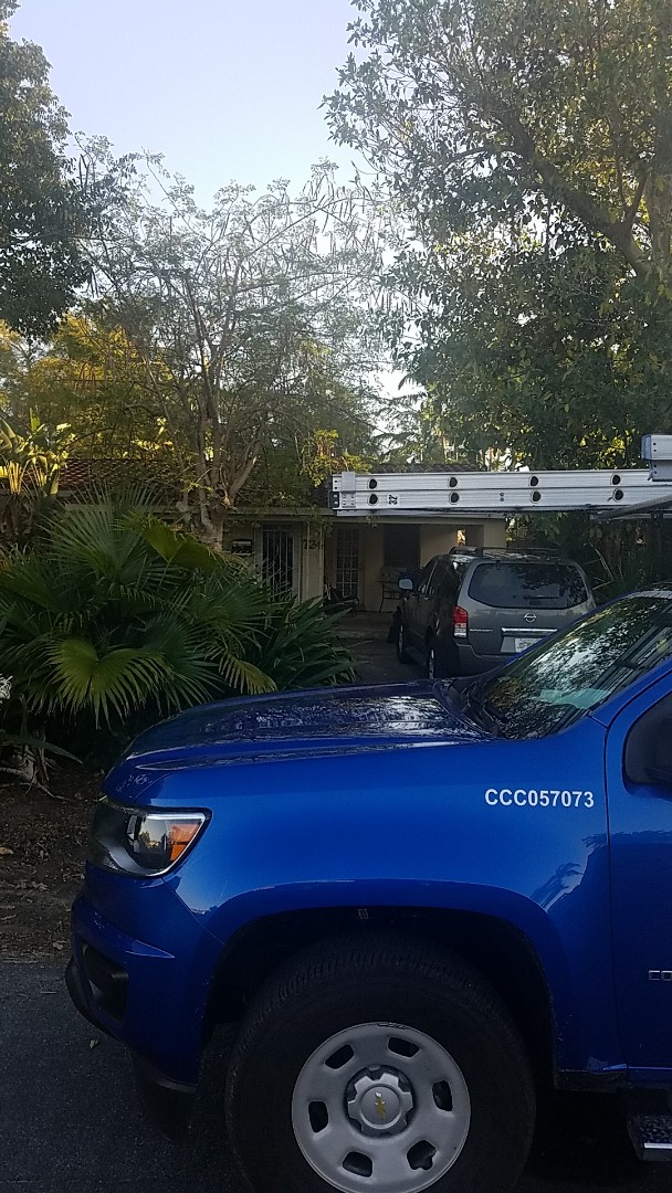 Pompano Beach, FL - Tile roof replacement estimate by Earl Johnston Roofing Company Pompano Beach, FL - Tile roof replacement estimate by Earl Johnston Roofing Company
