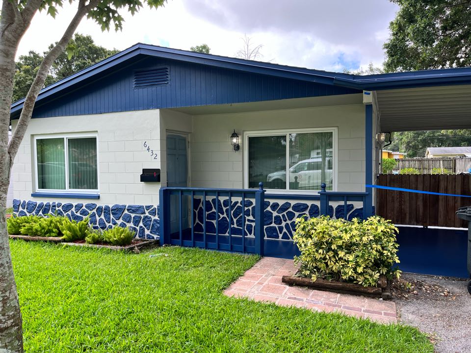 A full exterior repaint to freshen this cute home with Premier Painting And Coating call for your free estimate (727)440-9393 Interior exterior residential