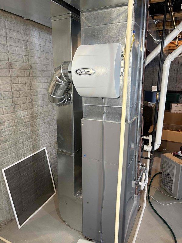 Performed annual furnace maintenance under CCC Quality Plan agreement. Conducted comprehensive system inspection, finding all components in proper working condition. Replaced 16x25x1 filter and verified proper operation of furnace and Aprilaire humidifier.