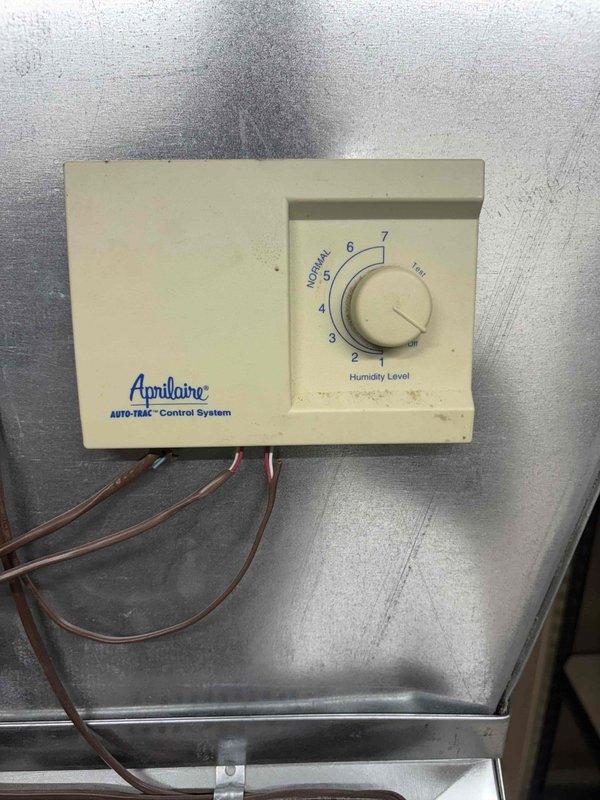 Responded to customer complaint of noise from AprilAire humidifier which was turned off prior to service. Diagnosed failed humidifier unit upon inspection. Provided customer with options for repair and replacement. Discussed Comfort Care Club membership with new homeowner John Kemp, who was previously enrolled at his former residence.