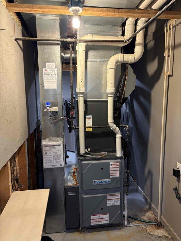 Performed annual maintenance under RenewCCC Quality Plan on Daikin furnace system. Completed comprehensive furnace tune-up with inspection of all components finding system in good working condition. Replaced 20x25x4 filter (#35) and serviced humidifier to ensure optimal system performance and indoor air quality.