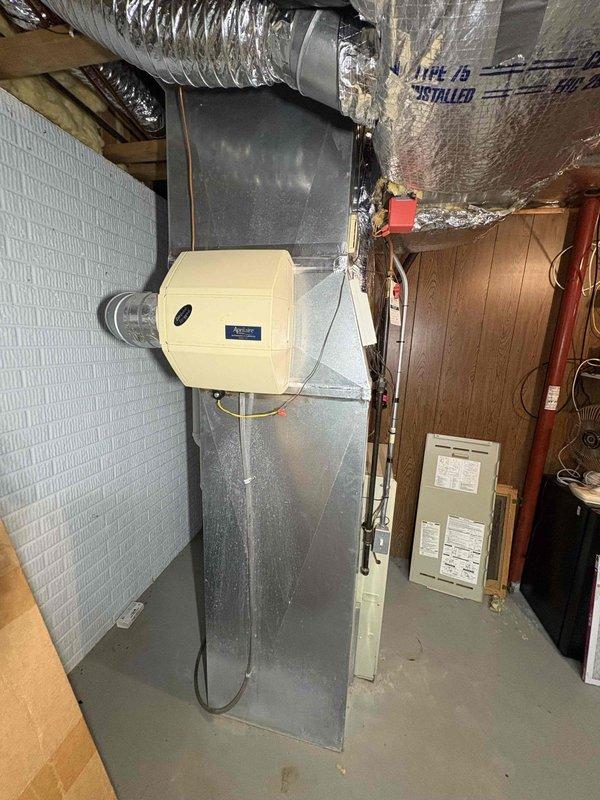Responded to no heat emergency call. Diagnosed failed heat exchanger in existing 10+ year old furnace. Presented replacement options to homeowner after thorough inspection of current HVAC system including humidifier and drainage components.