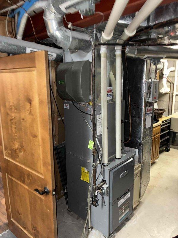 Replaced defective Armstrong Dual Pressure Switch on customer's HVAC system. Verified proper operation of the zoning control system, including the Honeywell THM4000R wireless module and HZ322 zoning panel. System is now functioning correctly with all zone indicators showing normal operation.
