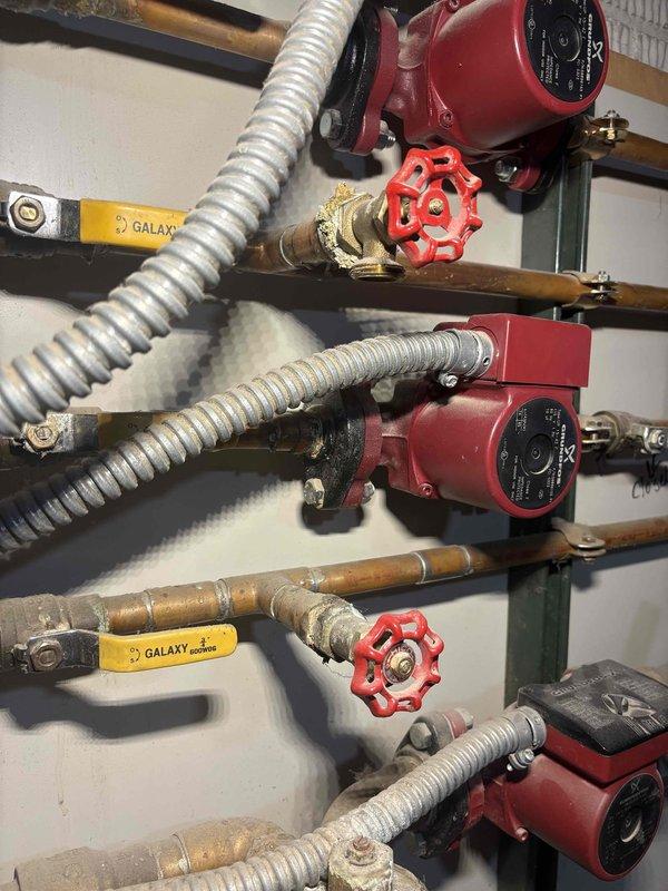 Performed annual boiler maintenance service under CCC Quality Plan. Identified and cleaned dirty probes during the tune-up process, with recommendation for a comprehensive deep cleaning to restore optimal system performance.