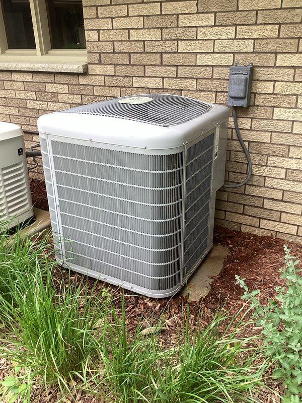 Completed annual prepaid maintenance visit on Carrier air conditioning system. Performed comprehensive clean and check of outdoor condenser unit, inspecting all components, coils, and electrical connections. Unit operating properly with no deficiencies noted. System in good working condition.