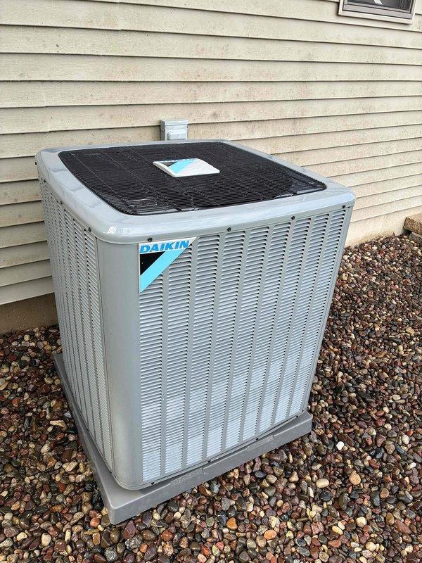 Completed monthly prepaid maintenance visit on Daikin HVAC system under CCC Quality Plan. Performed comprehensive inspection of outdoor condensing unit and indoor furnace, verified proper operation of all components, and replaced 20x25x4 air filter. Both outdoor and indoor equipment showed good operational condition with no issues identified during this routine preventative maintenance service.