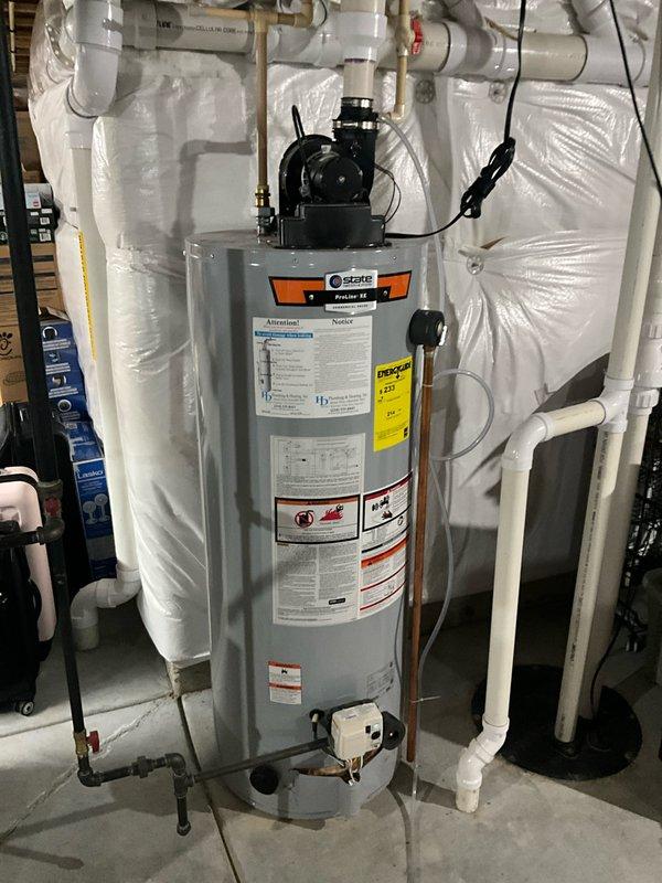 Performed a standard maintenance furnace tune-up on a 6-year-old system. Inspected the existing AAF Flanders PREpleat air filter and replaced as part of routine maintenance. System was properly serviced and is operating within normal parameters. Customer was advised of 30-minute arrival window as requested.