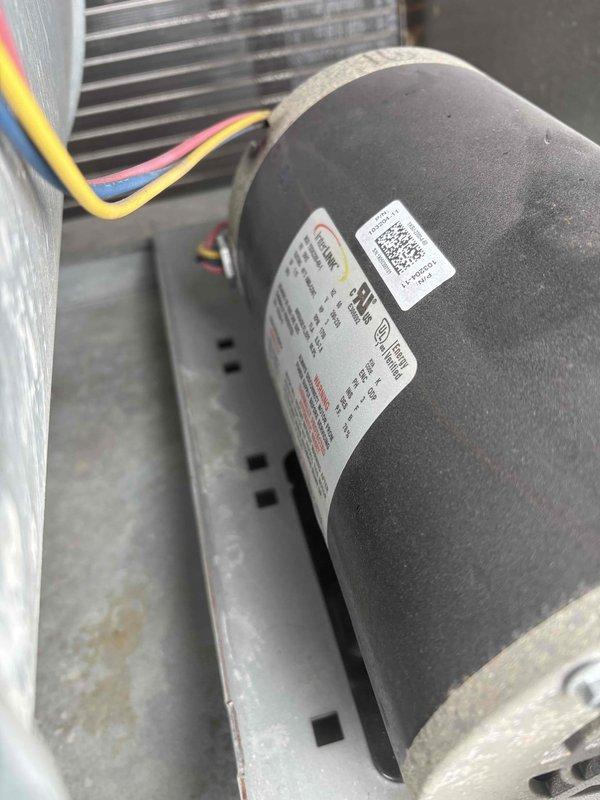 Successfully replaced malfunctioning Variable Frequency Drive (VFD) in commercial Lennox rooftop unit with new component that was staged at headquarters. Verified proper operation of belt-driven blower assembly and motor connections following installation, ensuring system functionality was fully restored.