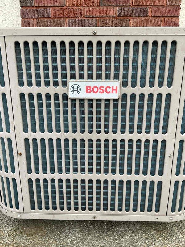 Completed comprehensive BFMA tune-up on Bosch heat pump system, 6+ years old. Performed full system inspection, checked refrigerant levels, tested electrical components, cleaned condenser coils, and verified proper operation of outdoor unit. Inspected and confirmed air filter condition, ensuring adequate airflow throughout the system for optimal heating performance.
