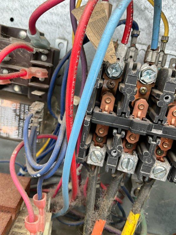 Completed scheduled BFMA preventive maintenance on nine commercial rooftop units, including comprehensive tune-up services and filter replacements on all units. Performed thorough inspection of electrical components, contactors, and control systems, verifying proper connections and terminal integrity across all RTU equipment during winter weather conditions.