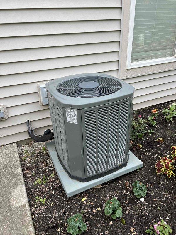 Completed comprehensive BFMA preventive maintenance tune-up on residential air conditioning system. Performed thorough inspection of outdoor condenser unit, verified proper operation of compressor and fan motor, checked refrigerant lines and insulation integrity, and conducted UV leak detection inspection of copper piping and connections. All components found operating within manufacturer specifications with no leaks detected; system cleared for continued operation.
