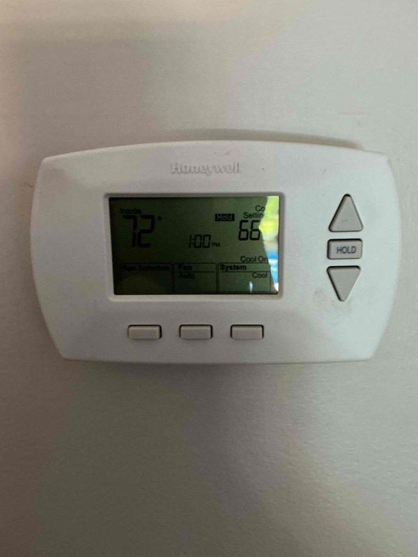 Completed comprehensive BFMA tune-up service on residential air conditioning system during afternoon appointment window. Performed standard maintenance protocol including inspection of refrigerant lines, verification of system operation, and thermostat functionality check. Honeywell programmable thermostat confirmed operating properly at 72 degrees in cooling mode with system responding appropriately to temperature setpoints.