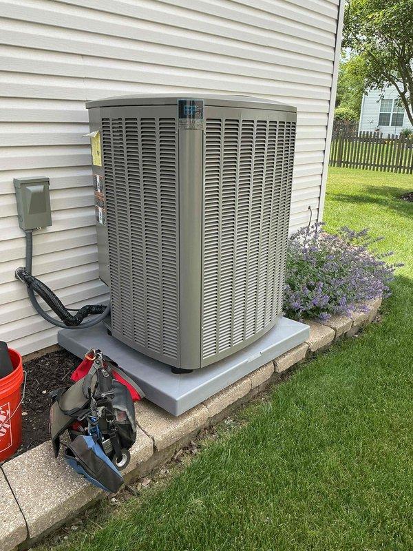 Completed semi-annual BFMA tune-up service on residential air conditioning system approximately 6 months old. Performed comprehensive AC maintenance including system inspection, filter replacement, and operational testing of outdoor condensing unit. Verified proper electrical connections, inspected condenser coils through louvers, and confirmed unit is operating within normal parameters. All components functioning correctly with no issues identified during service visit.
