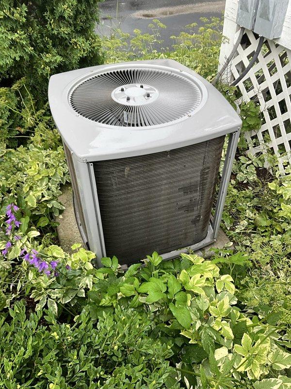 Completed comprehensive BFMA tune-up service on residential air conditioning system. Performed thorough inspection of outdoor condenser unit, verifying proper operation of fan motor, checking refrigerant levels, and examining heat exchanger coils for cleanliness and airflow efficiency. Inspected indoor air handler components and examined air filter condition within the filter housing compartment. All system components found operating within normal parameters, with no immediate repairs required at this time.