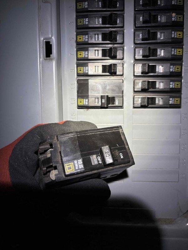 Performed comprehensive BFMA tune-up on air conditioning system, including inspection of all major components and replacement of air filter. Identified defective circuit breaker requiring replacement with 25-amp unit, which will be addressed on follow-up visit at no charge per previous technician's assessment. System operational following tune-up procedures.