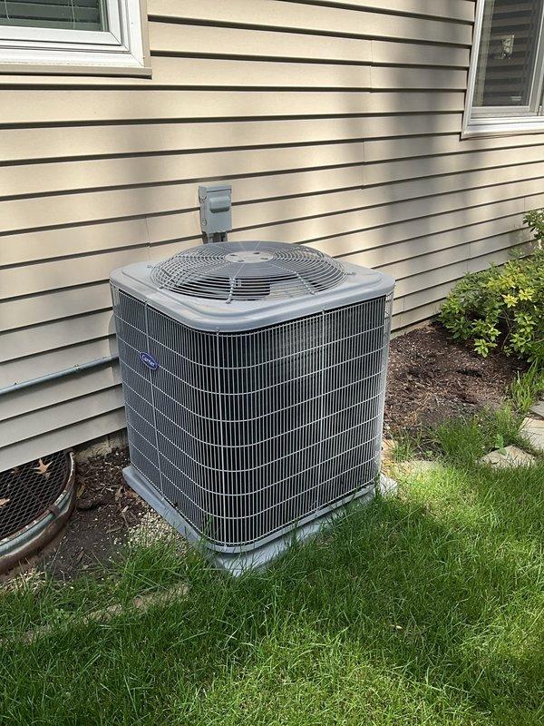 Completed comprehensive BFMA tune-up service on residential air conditioning system aged 3+ years. Performed standard maintenance protocol including inspection of outdoor condenser unit, verification of proper operation, and replacement of dirty air filter with accumulated debris. All components inspected and found to be in normal operating condition with no visible damage or unusual wear patterns noted on equipment exterior.
