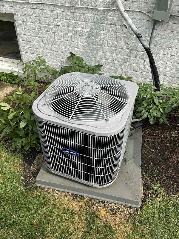 Completed comprehensive BFMA tune-up service on residential air conditioning system, approximately 5 years old. Performed full system inspection including outdoor condenser unit evaluation, verified proper electrical connections at disconnect box, checked condenser coil condition, and confirmed unit operation. All components found to be functioning within normal parameters with no immediate concerns noted.