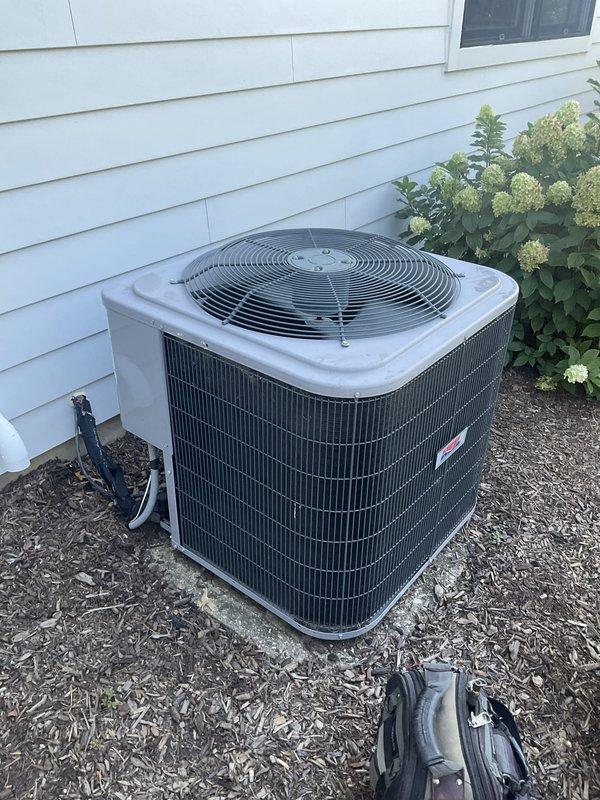 Responded to service call for air conditioning system struggling to maintain temperature. Performed diagnostic inspection of outdoor condenser unit. Evaluated system operation, refrigerant lines, and overall equipment condition to identify cause of inadequate cooling performance.