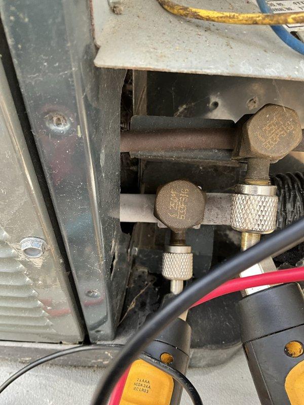 Responded to service call for air conditioning unit experiencing thumping noise and improper cycling. Performed diagnostic assessment using refrigerant gauges at service ports and conducted system evaluation to identify mechanical issues affecting normal operation. Completed troubleshooting procedures to restore proper unit cycling and eliminate abnormal noise.
