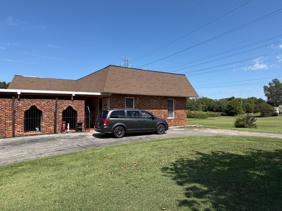 Free estimate for a flat roof repair. Roof leak repair quote