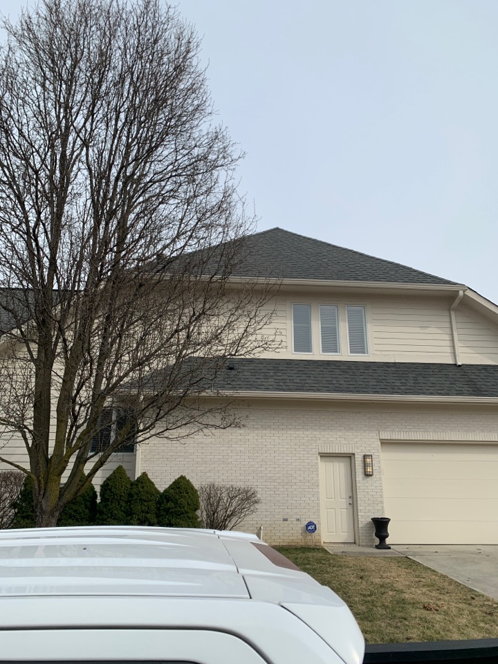 Indianapolis, IN - Roofing siding and gutters and paint windows siding Indianapolis, IN - Roofing siding and gutters and paint windows siding