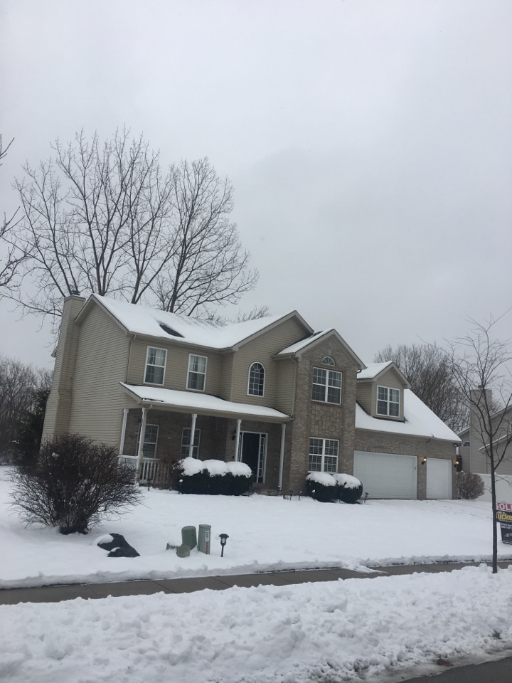 Carmel, IN - Roof inspection seat seal cosmetic row and slope shingles Carmel, IN - Roof inspection seat seal cosmetic row and slope shingles