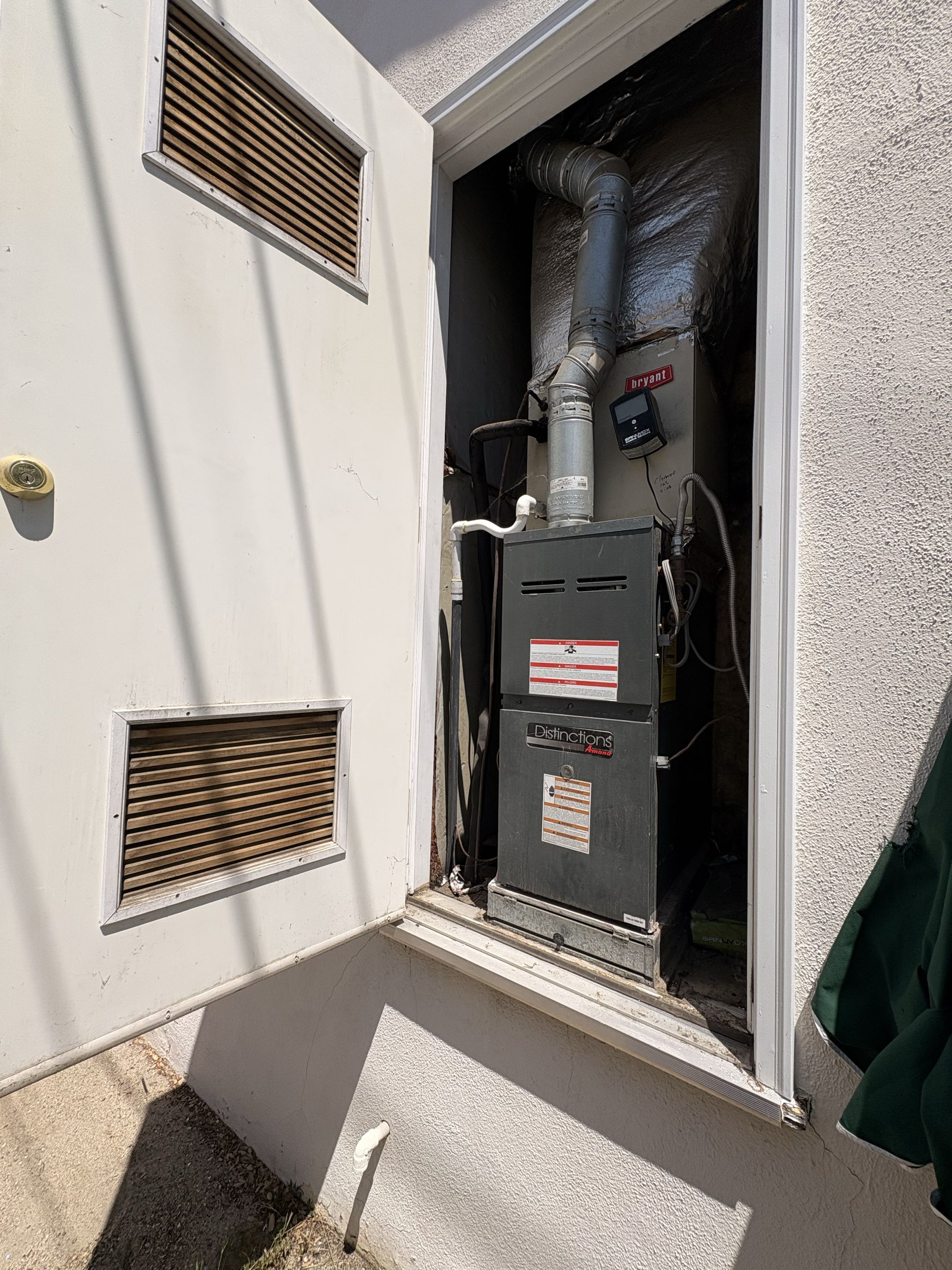 Add plug system, Lennox condenser, Bryant indoor coil, Goodman furnace. R420-A. Early 2010’s system.