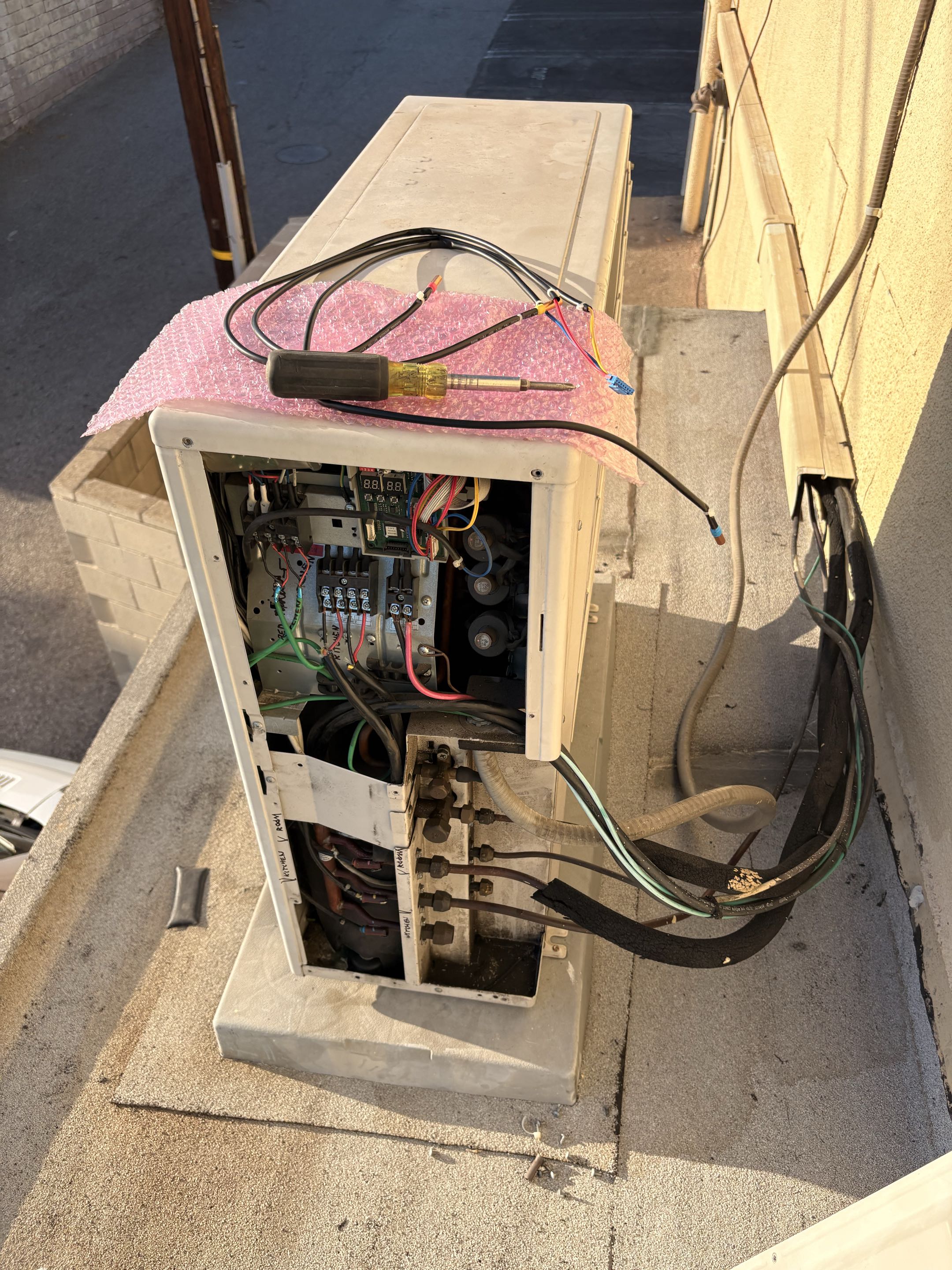 Commercial apartment building. Samsung dual head came back install bad pressure temperature sensors. Install new sensors. 
