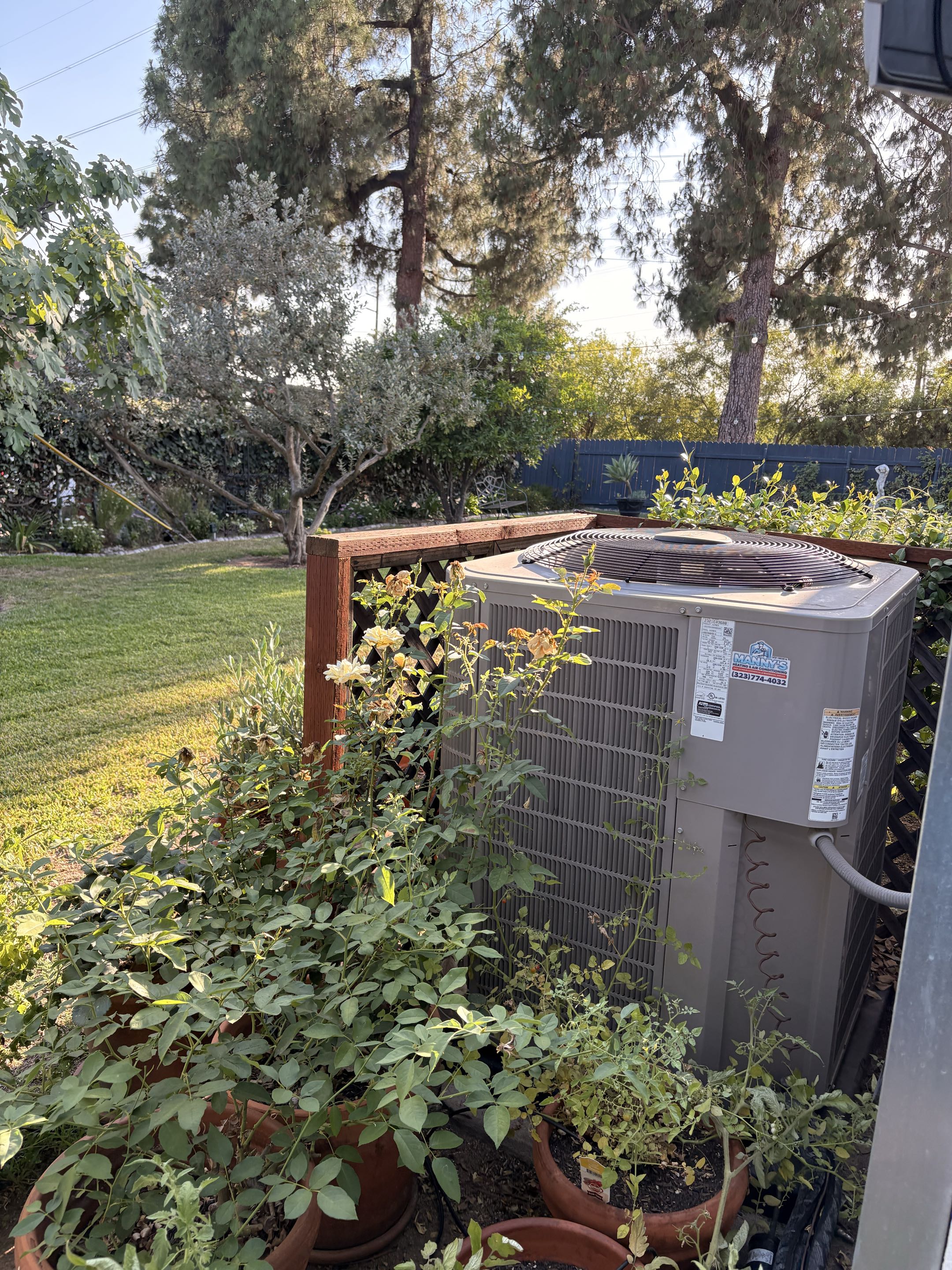Service maintenance Bryant split system R410-A. Dirty filter, airflow, adjustment. 