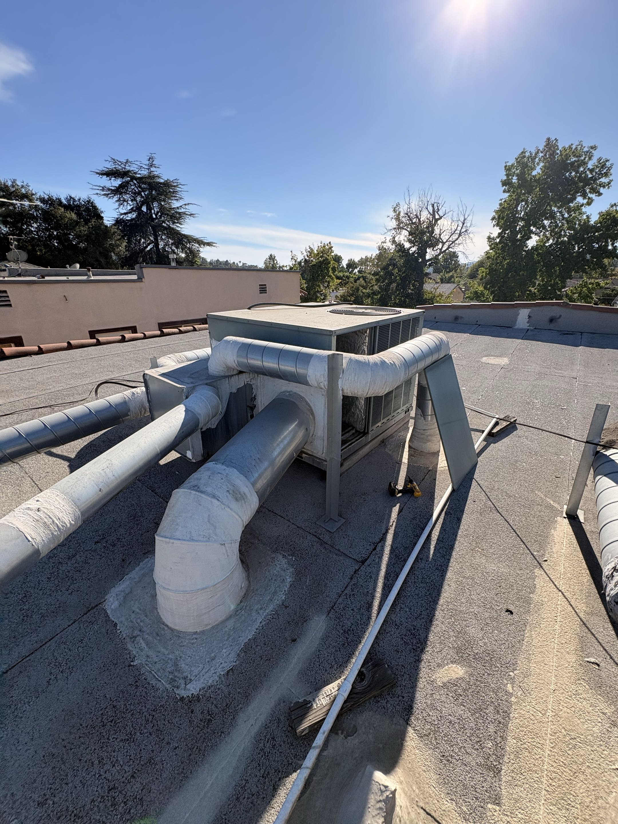 Them package unit. DOB 2007. Commercial application apartments. No cool. Bad Indoor blower motor. 