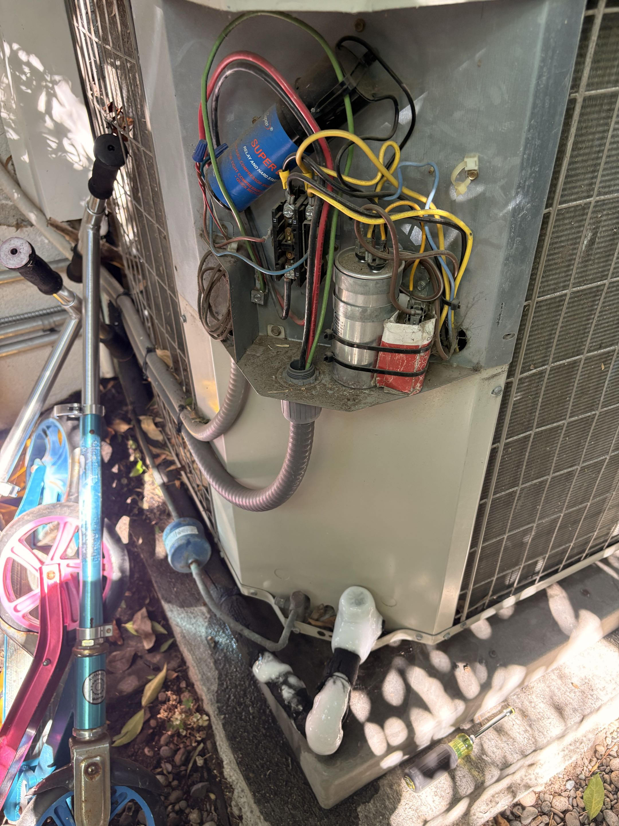 Emergency service call. No cool. No air. Ice up system. Restriction to airflow. Payne split system. 