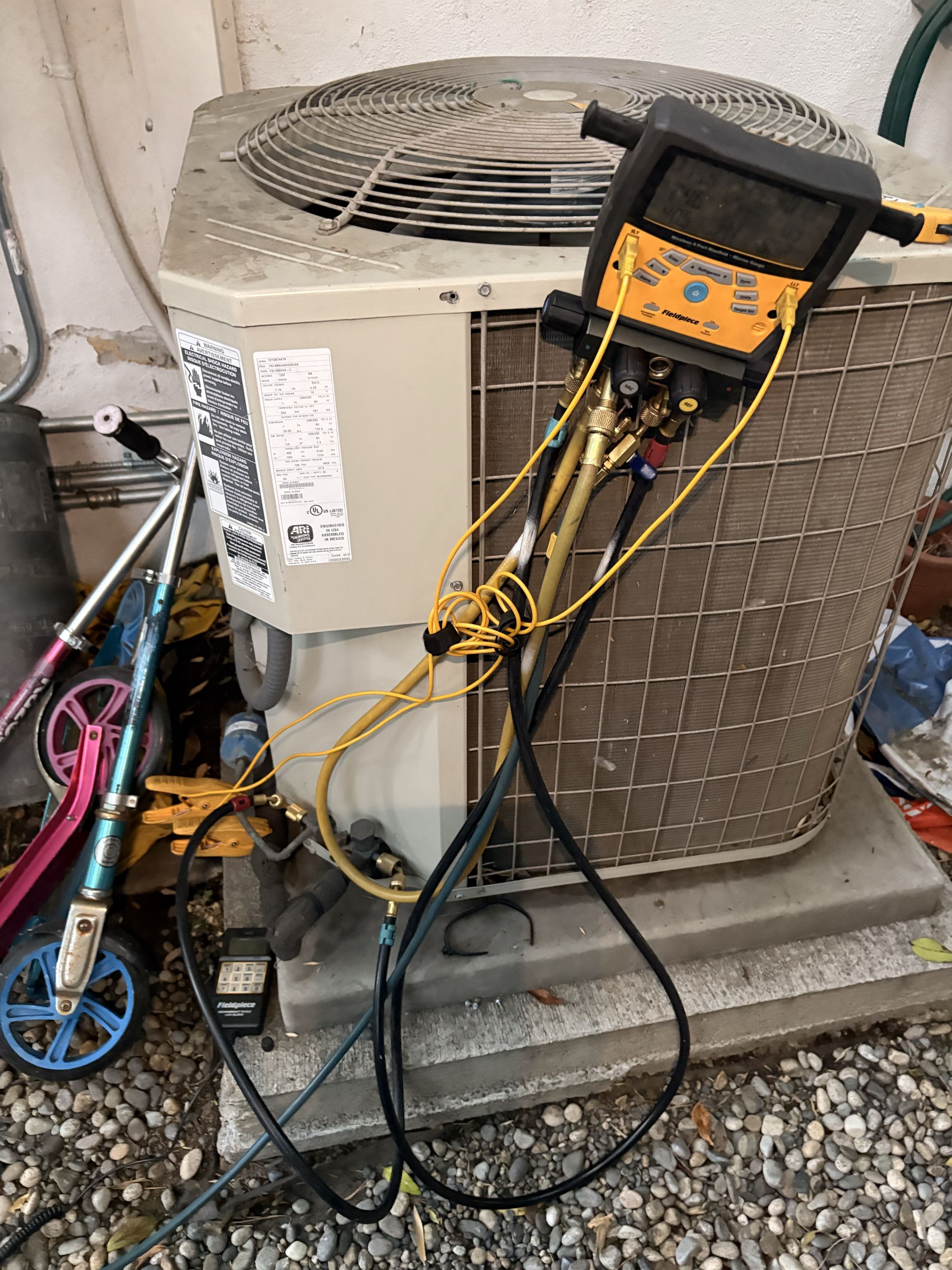 Service call. Air conditioning No cool. Payne unit split system. Perform refrigerant charge R410-A