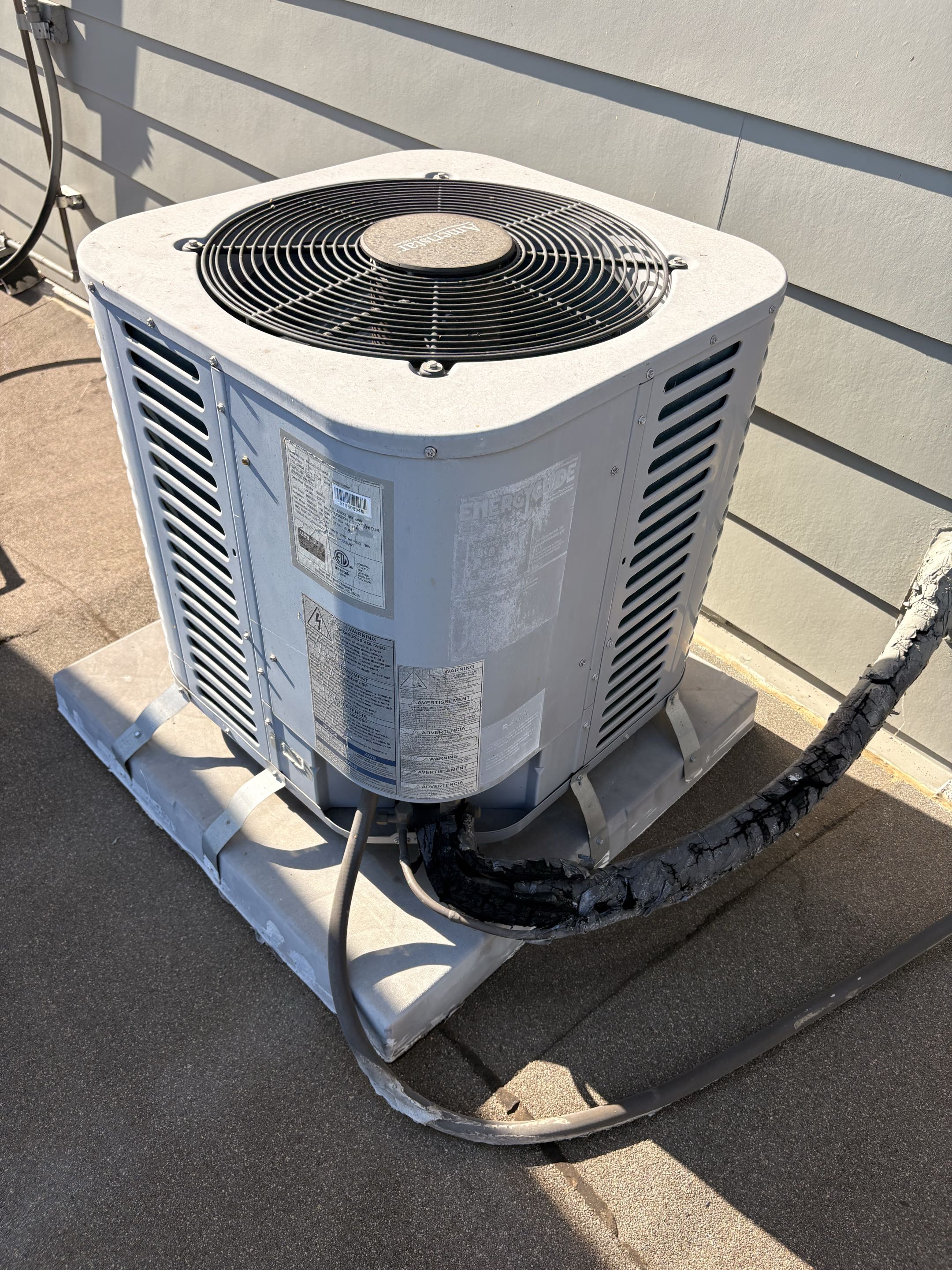 Service tech call. Noise compressor, condenser unit during 100 degree weather. Perform check noise rooftop units. American Standard.