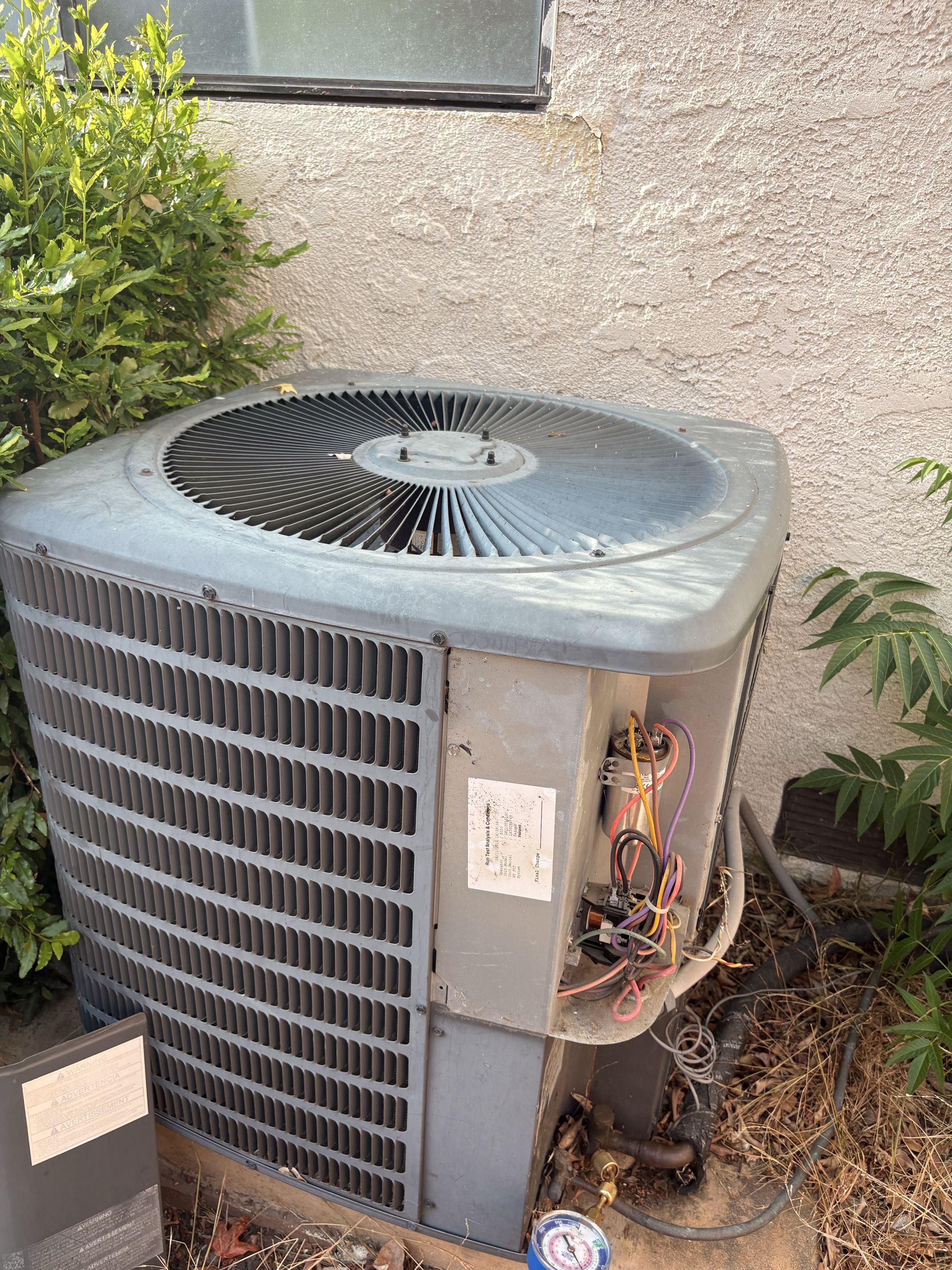Service call. Air conditioning not cooling. Perform troubleshooting. 