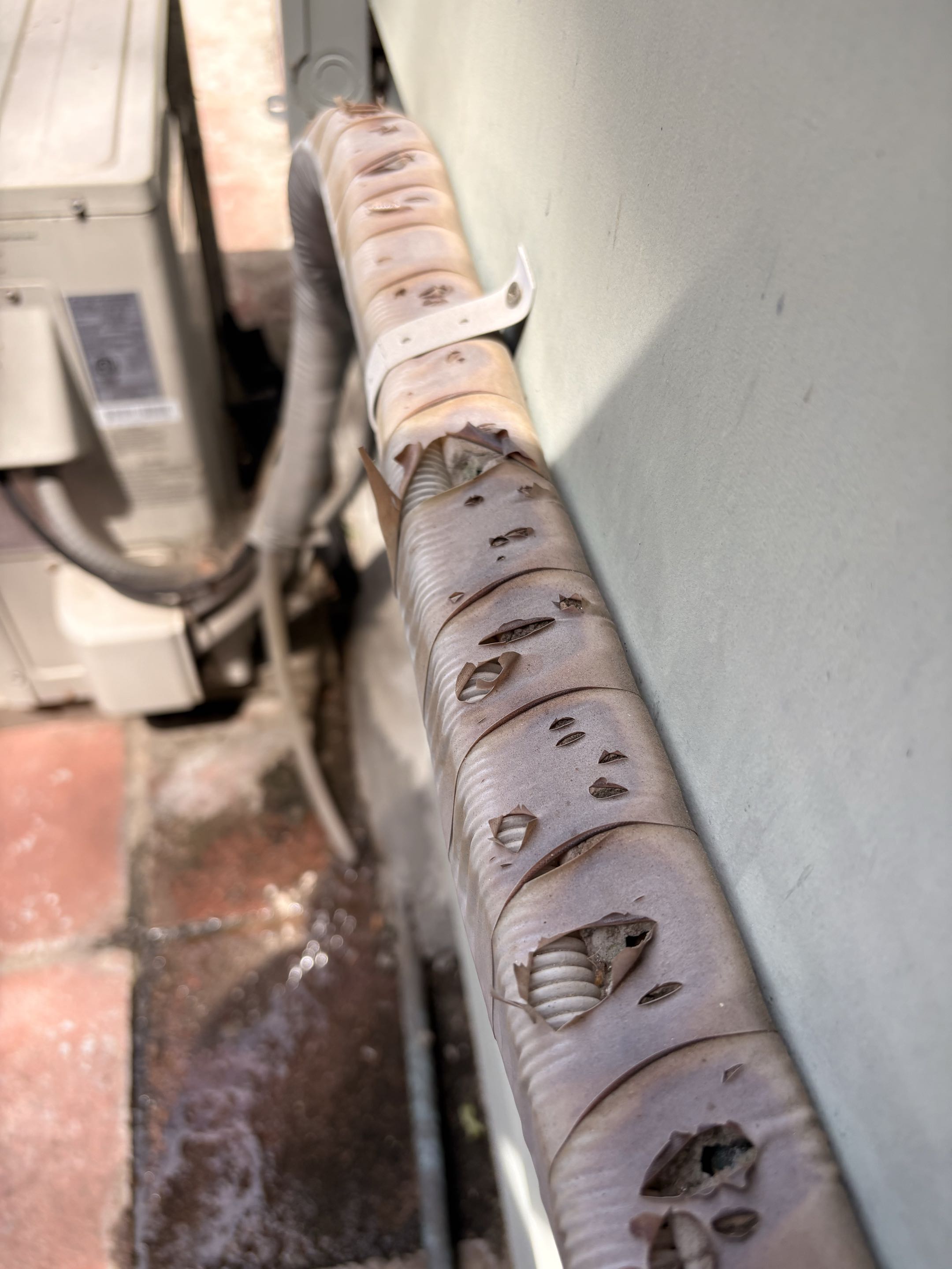 Service call. Off brand Minisplit not cooling. Perform maintenance deep cleaning indoor, outdoor unit. 
