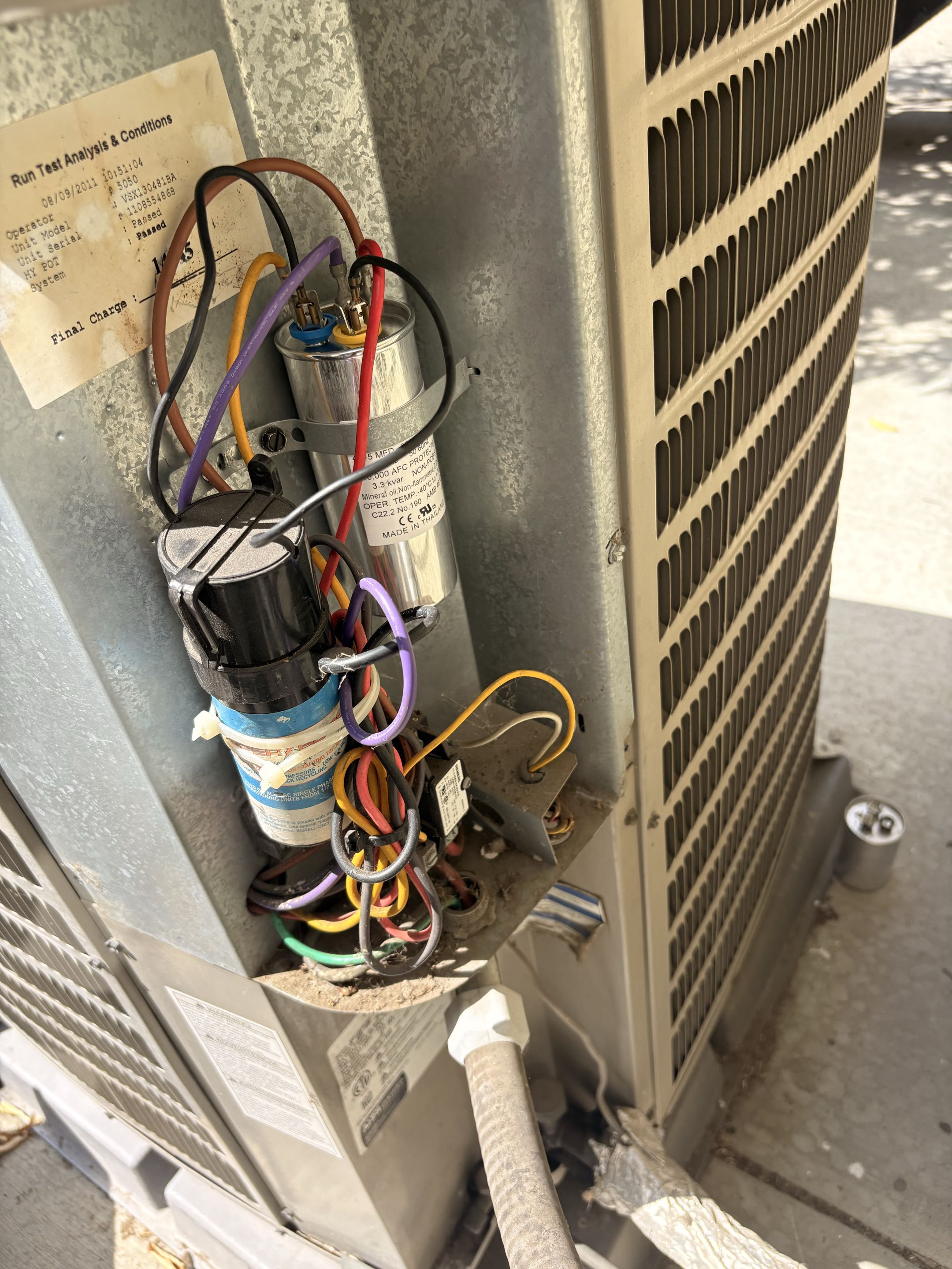 Emergency tech call. Goodman GMC No cool R-22. Perform booster compressor 