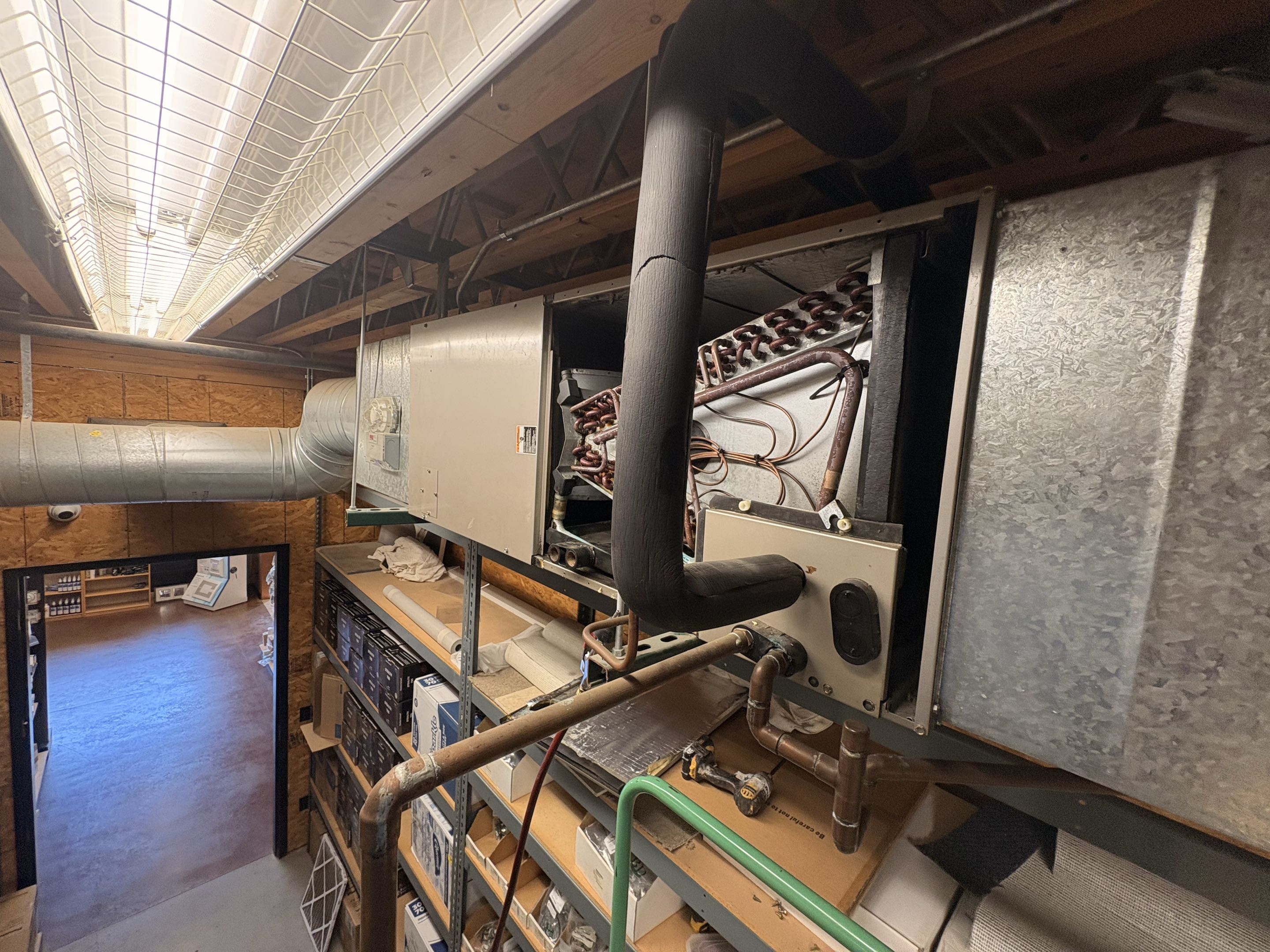 Commercial service call. Carrier. Water dripping emergency condensation line. 