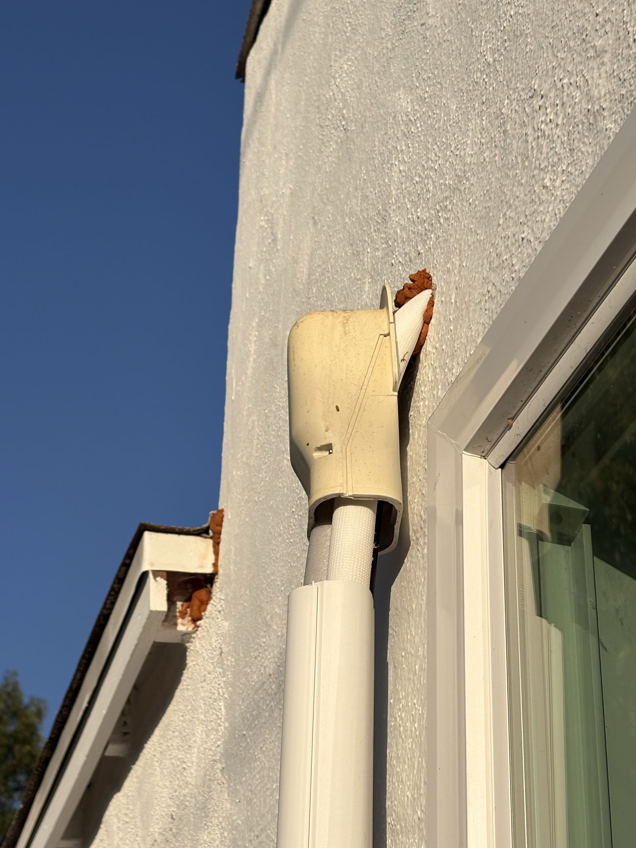 Service call. Minisplit DuoHome indoor odor smell. Perform check system