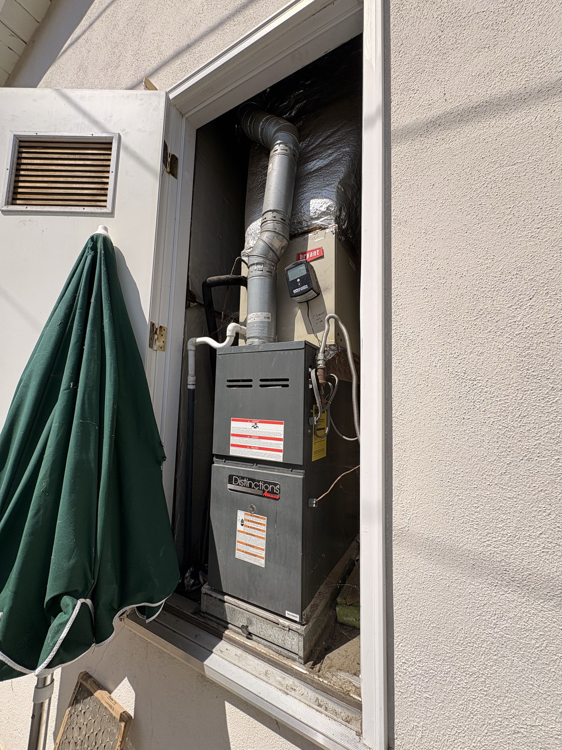 Service call. Condenser unit not cooling properly. AC not working. Goodman system. 
