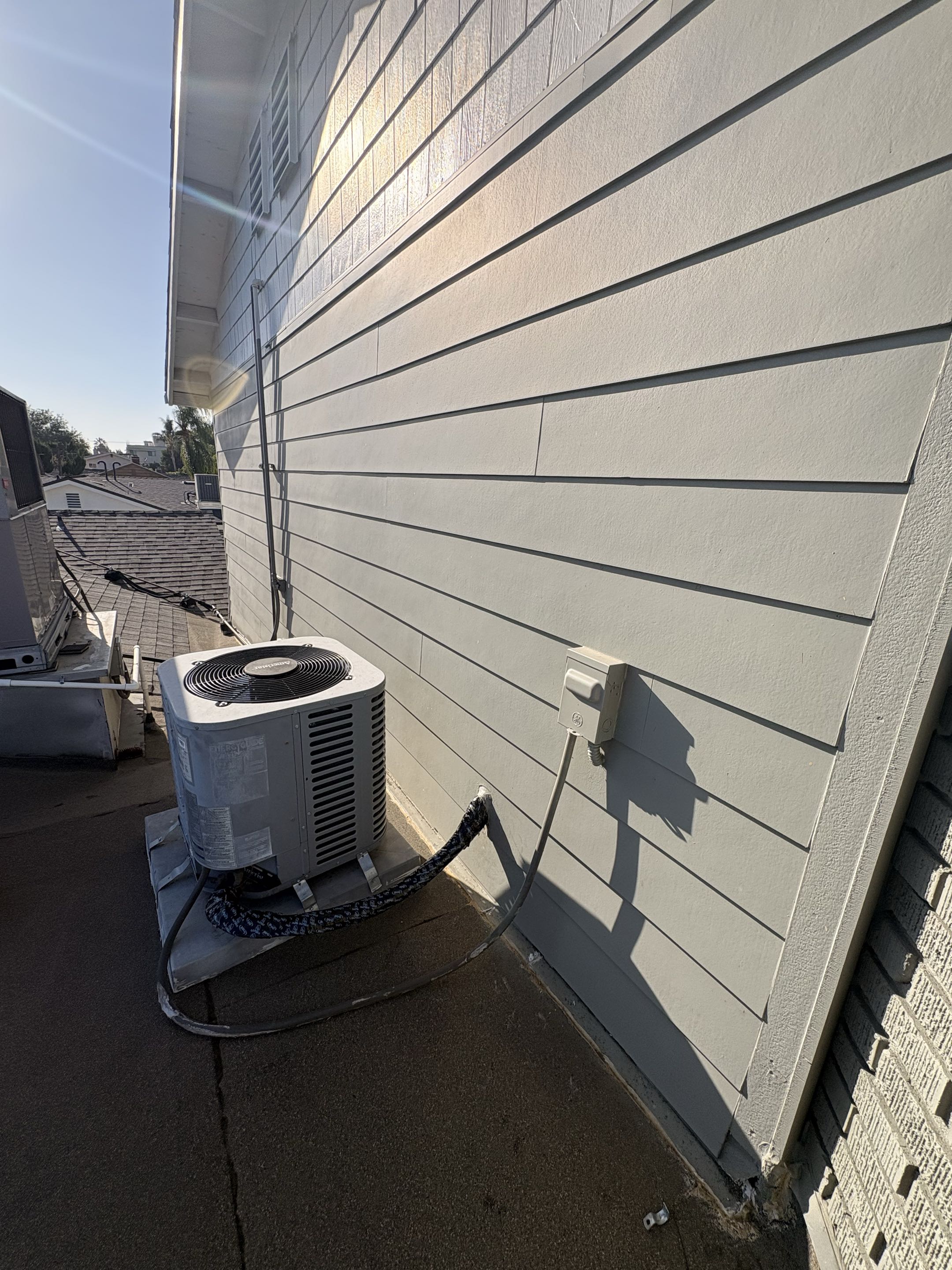 Service call. Ameristar condenser unit rooftop noise. Perform check balance noise decibels 