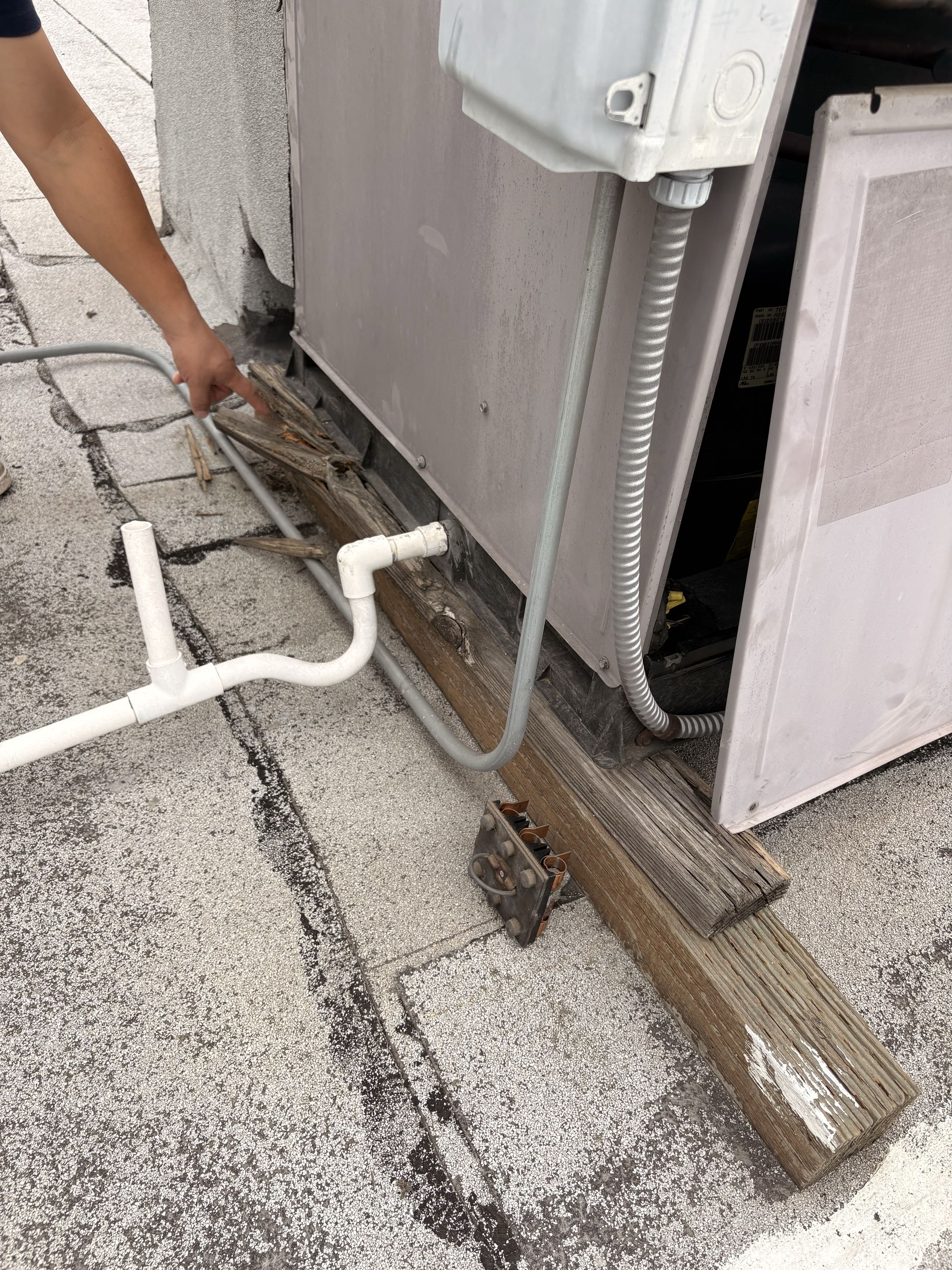 Preventive maintenance commercial application. New roof support. Carrier package units. 