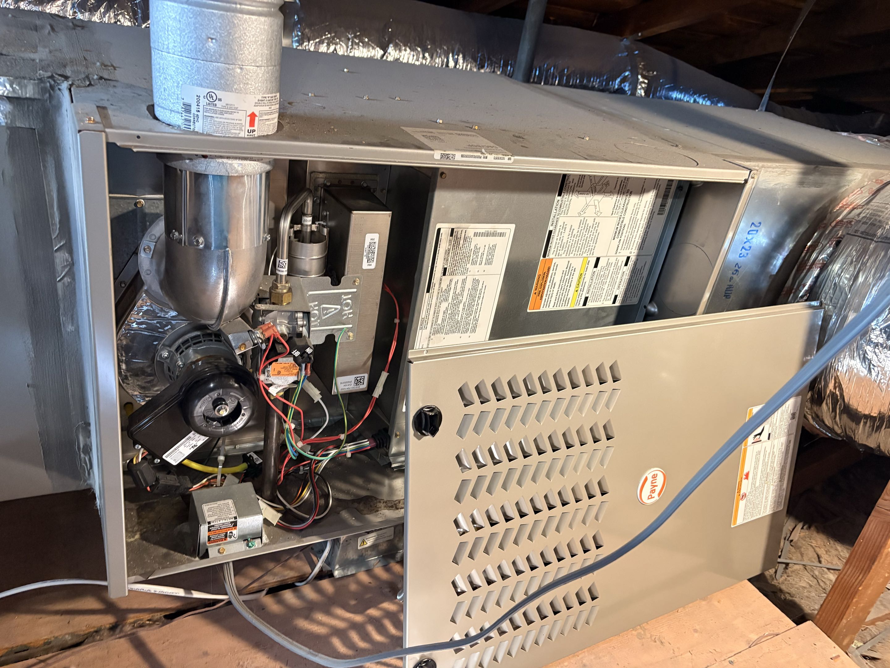 Residential. Heating service call. Payne system. Inspect Furnace malfunctioning thru home inspection. Perform faulty components replacement, and tune up gas valve heating system components. 