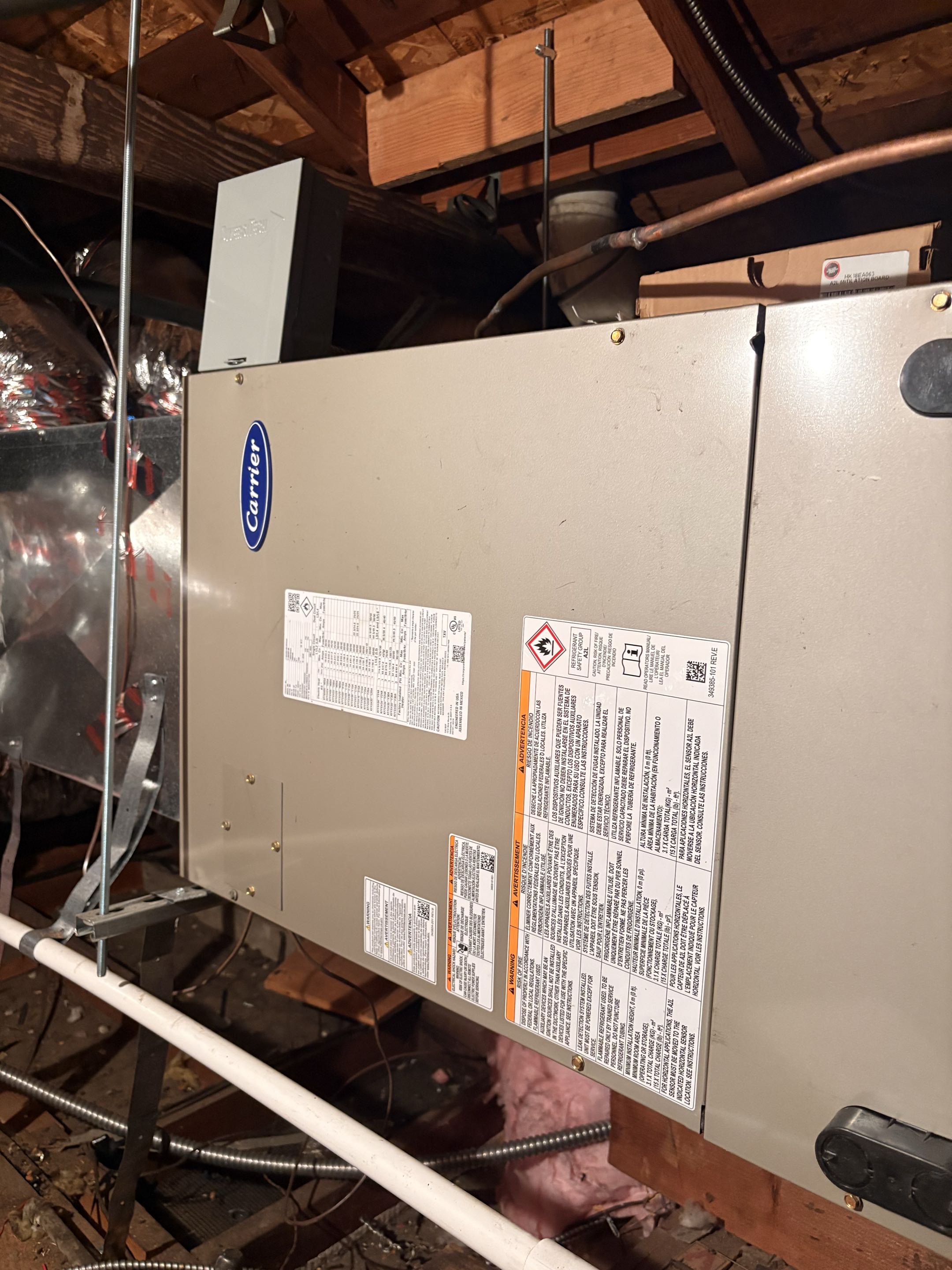 Residential service call. Carrier heat pump refrigerant R454-B. Fan turns 2x-times automatically. Perform electrical check
