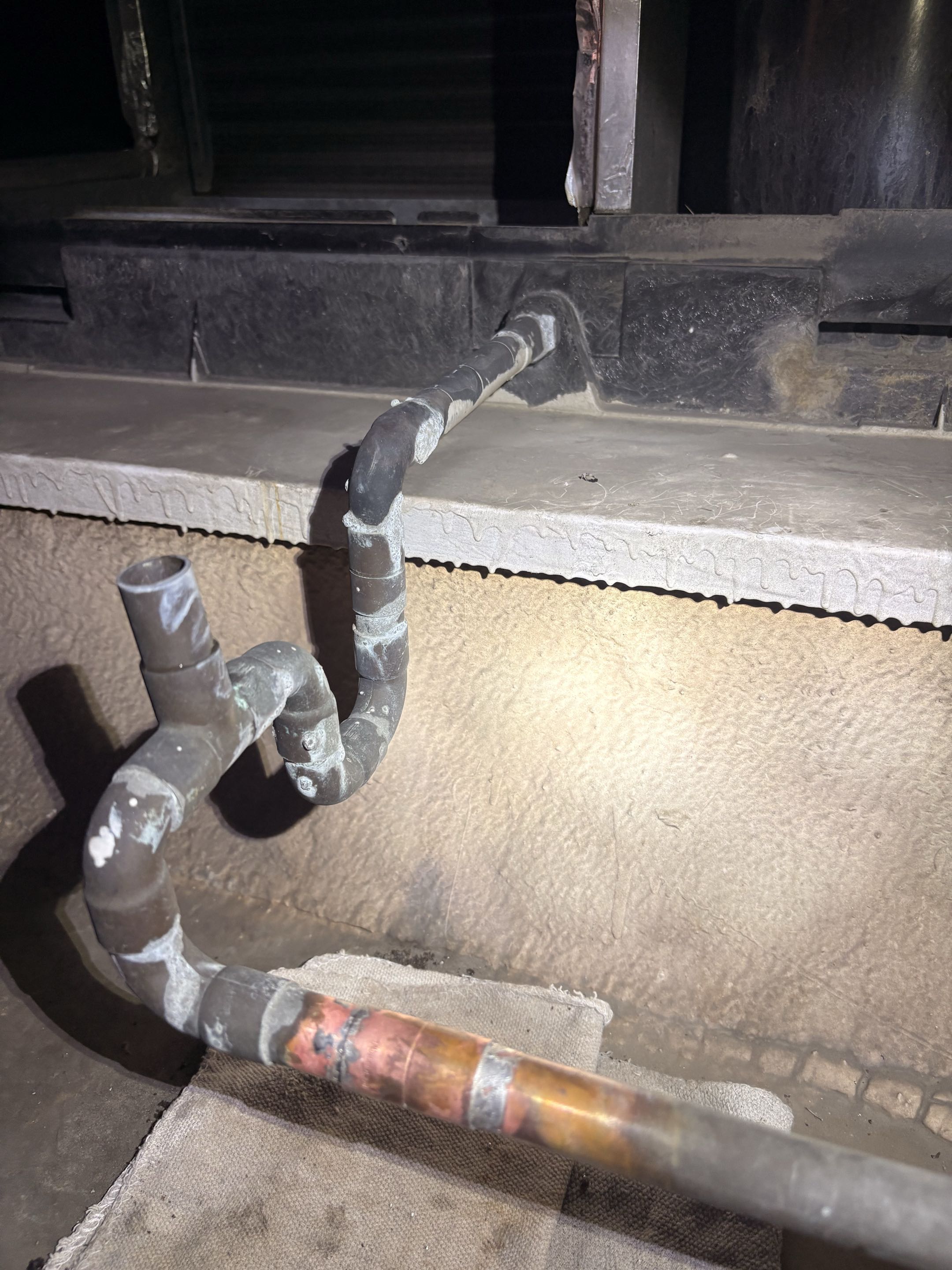 Commercial. Carrier package unit. Emergency Rooftop water dripping thru ceiling. Perform H20 repair. 