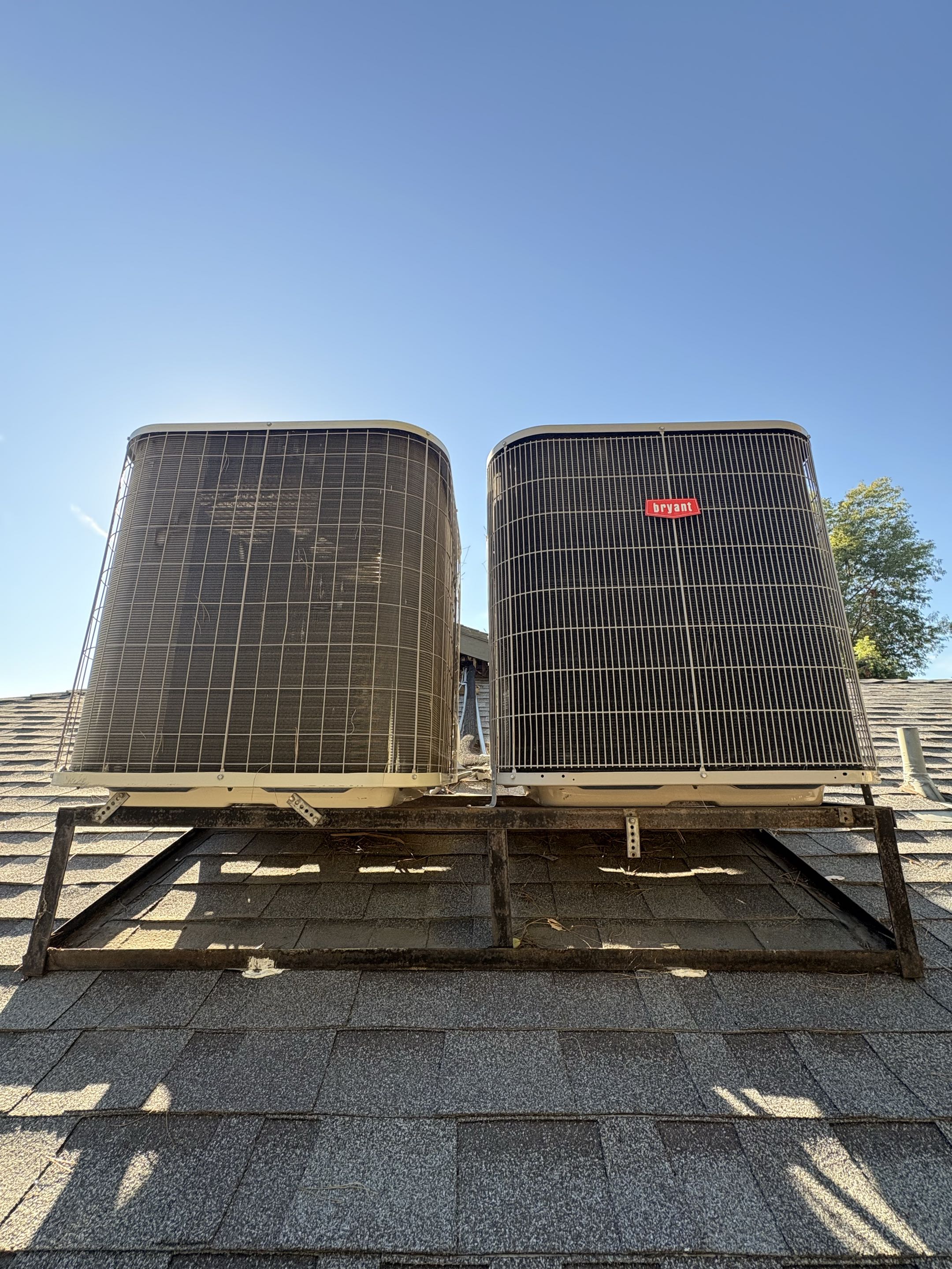 Preventive maintenance service. Payne, Bryant rooftop condenser unit. Residential. Perform water dripping on emergency line. 