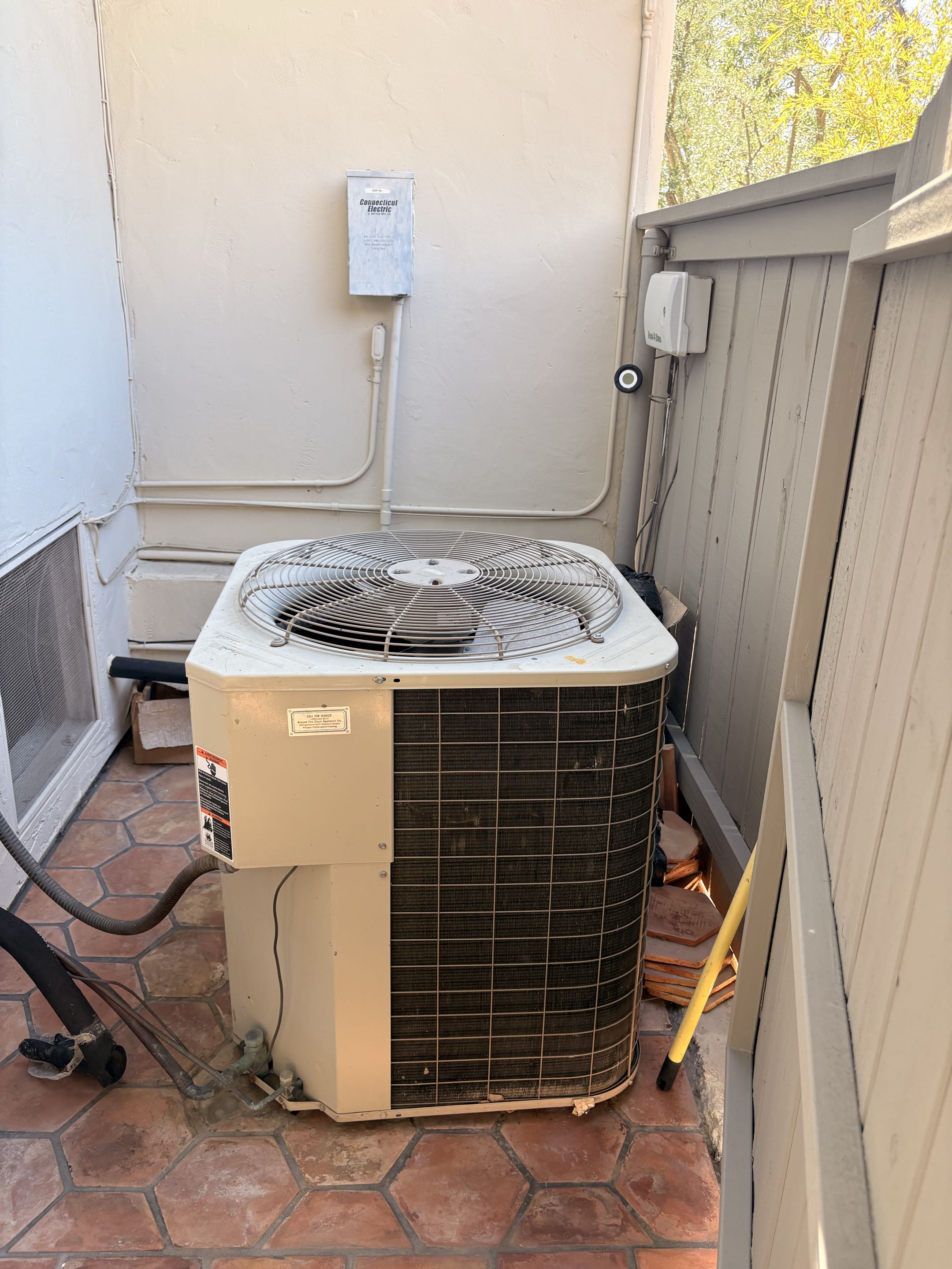 Residential. Payne condenser unit not working. No cooling 