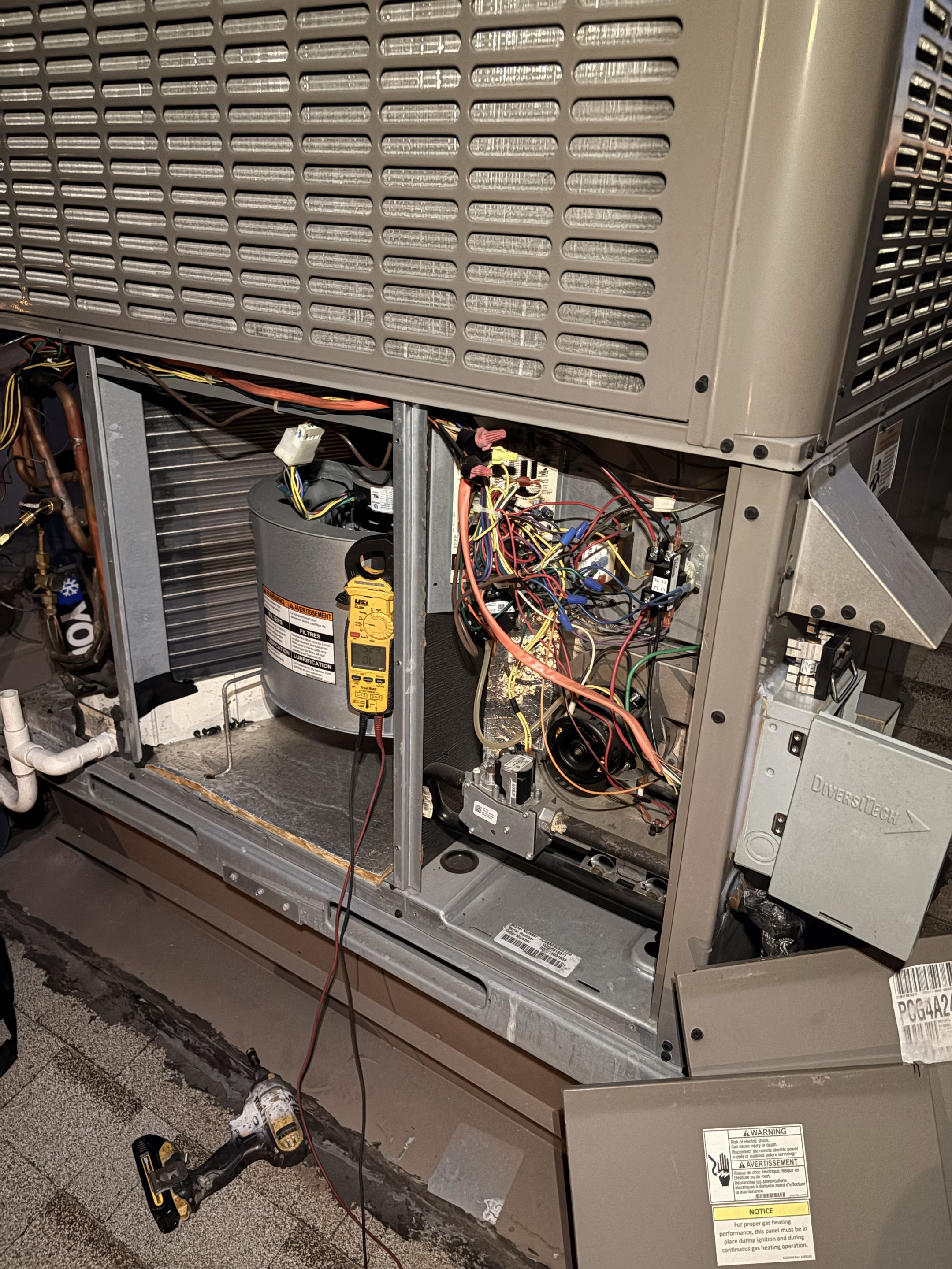 Service call. Residential package unit rooftop. York system not cooling properly. Perform check system turning on/off. 