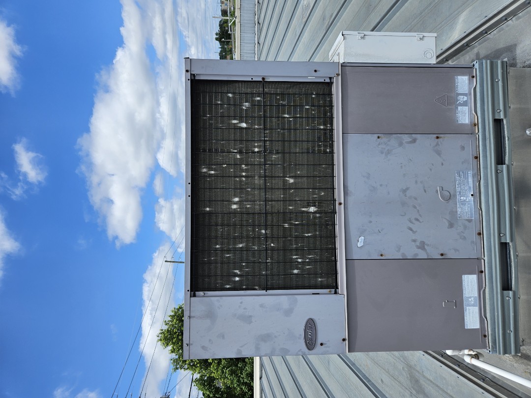 Servicing 3 rooftop package units